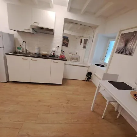 公寓 La Petite Maison Royale