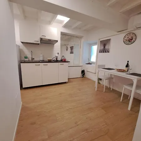 公寓 La Petite Maison Royale *